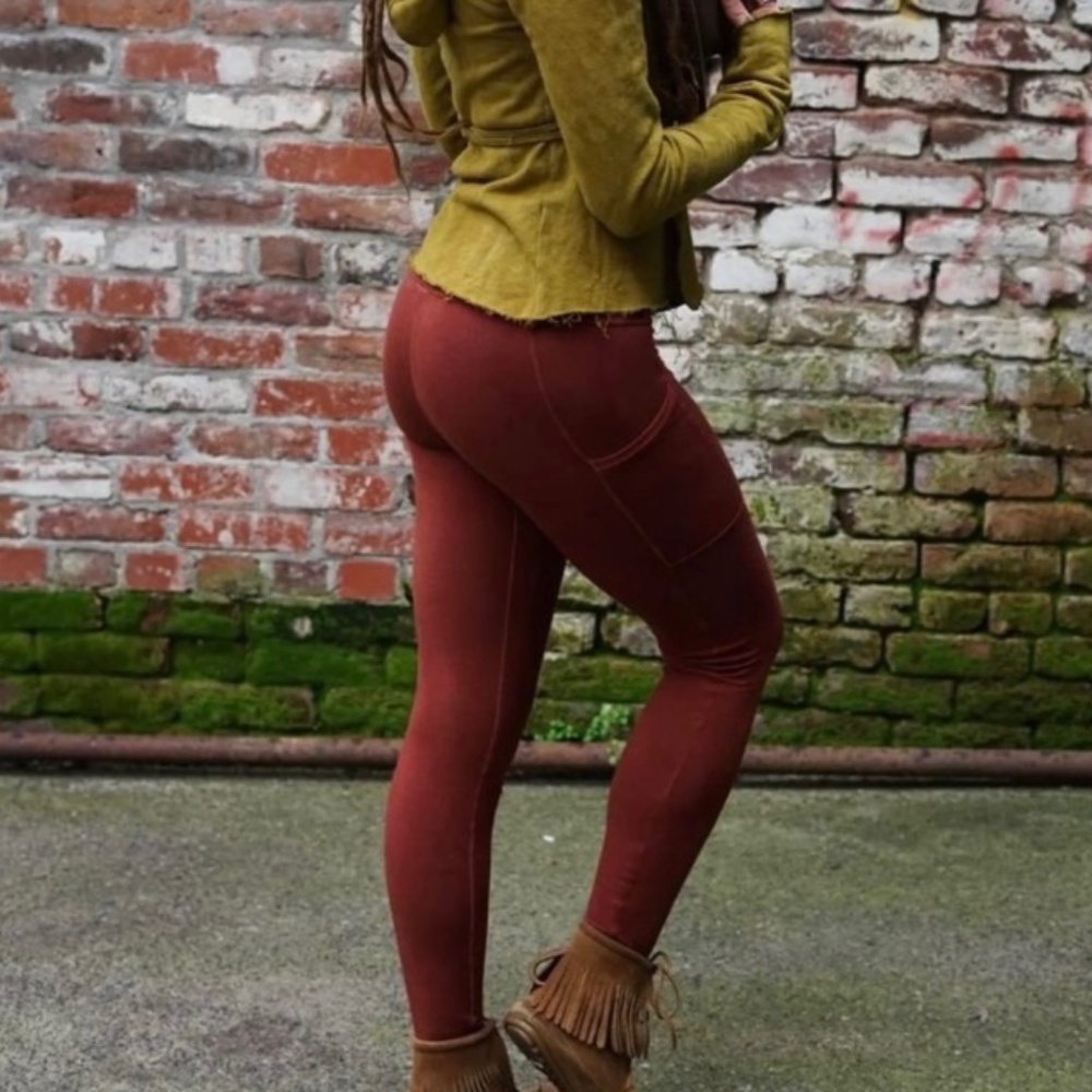 Calico alchemy magnolia pocket leggings M terry